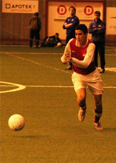 cm0304最好的后卫(CM0304那些妖人后来怎样了)(2)