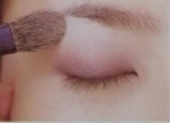 眼部化妆技巧有哪些（掌握眼部化妆技巧）(11)