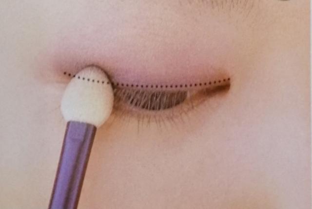 眼部化妆技巧有哪些（掌握眼部化妆技巧）(4)