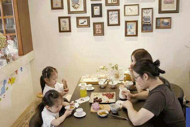 让父母惊艳的画教程（南京帅爸把女儿画成中式小仙女）(31)