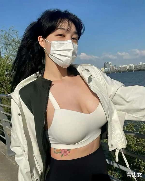 100句最撩女朋友的情话短句（怎么对女朋友说情话暖心）