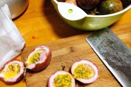 百香果皮可以直接吃,百香果的皮能吃吗?它怎么吃法图2