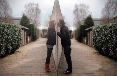 ​女朋友听表白生气了怎么哄