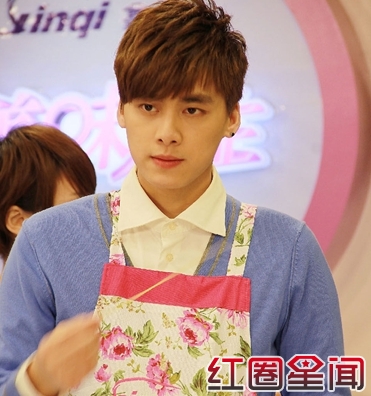 李易峰吻戏激情床照曝光 李易峰演过的电视剧有哪些