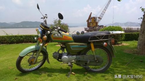 摩托跑车报价大全(摩托跑车报价带图)-第2张图片-