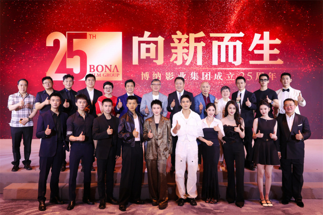 “红楼”定档 《传说》有情 “蛟龙”用命拼