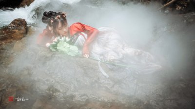 ​小说：穷小子突然成了富二代，正碰上常欺负他的地痞，他笑了…