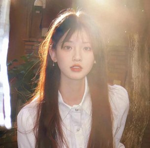 ​孙子落井，爷爷倒挂金钩抓住孙子，整整一夜，到死没松手