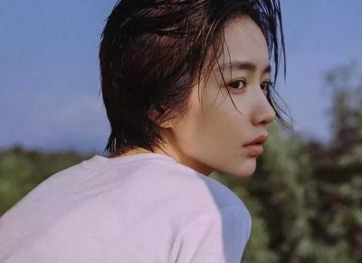 ​身份证被房东抵押了可以拿回来吗