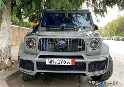 巴博斯版奔驰G700街头实拍,质感十足,强悍四驱+侧排气,更霸气