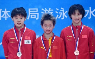 泪目!全红婵陈芋汐缺阵,19岁张家齐仍未夺冠,坦言:接受平庸