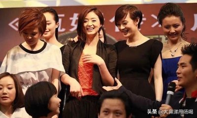 《甄嬛传》剧组旧照曝光,被孙俪、蒋欣、谭松韵的现代装美到了