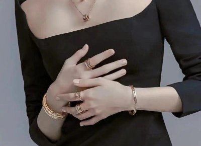 粉色玫瑰代表(粉色玫瑰代表什么花语)